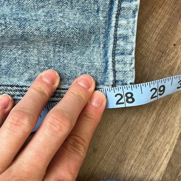 Girl's Wrangler Faded Washed Denim Slim Fit Jeans size 16 - Picture 9 of 11